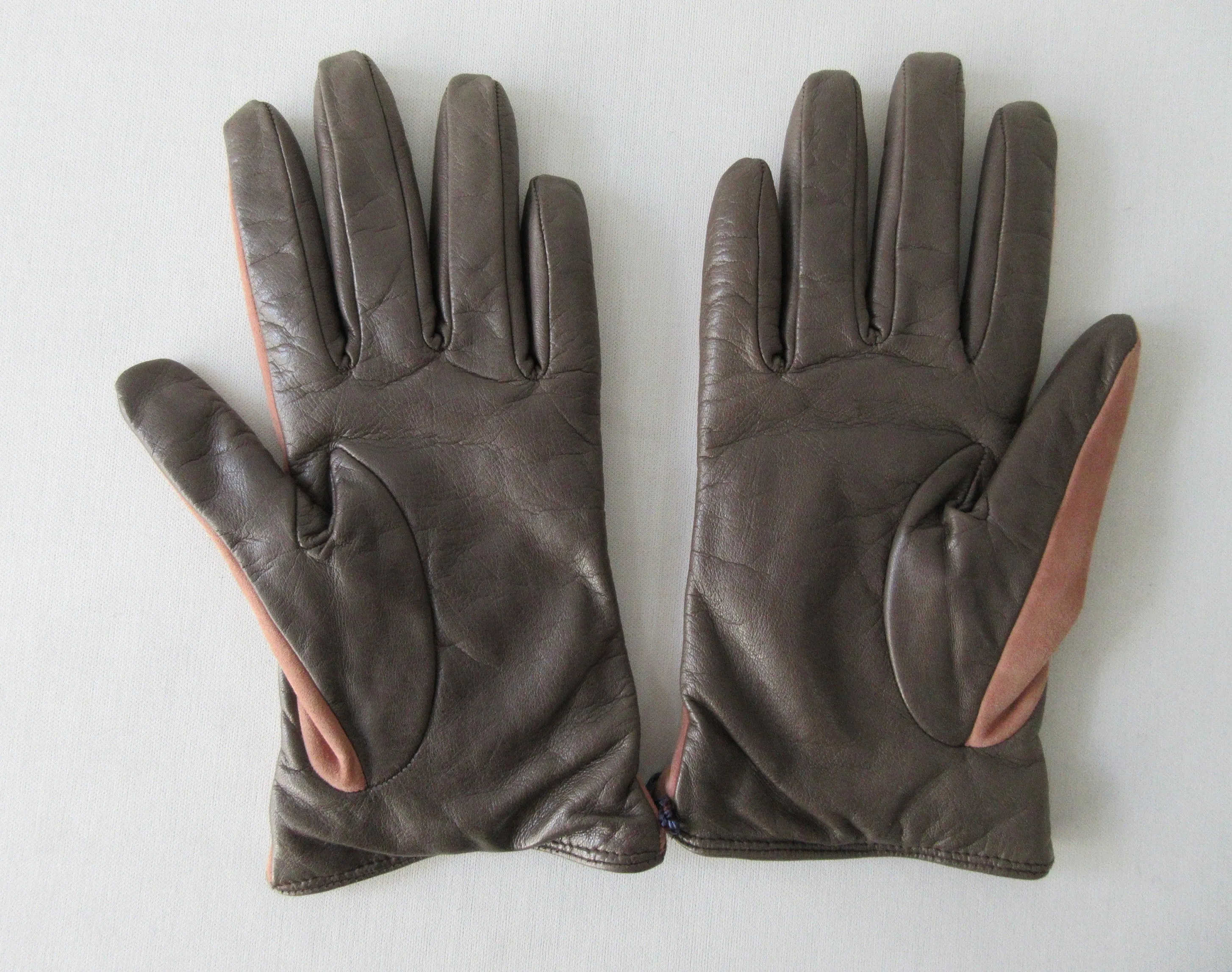 20G15 -Gala Gloves Rose Suede with Taupe Leather Gloves