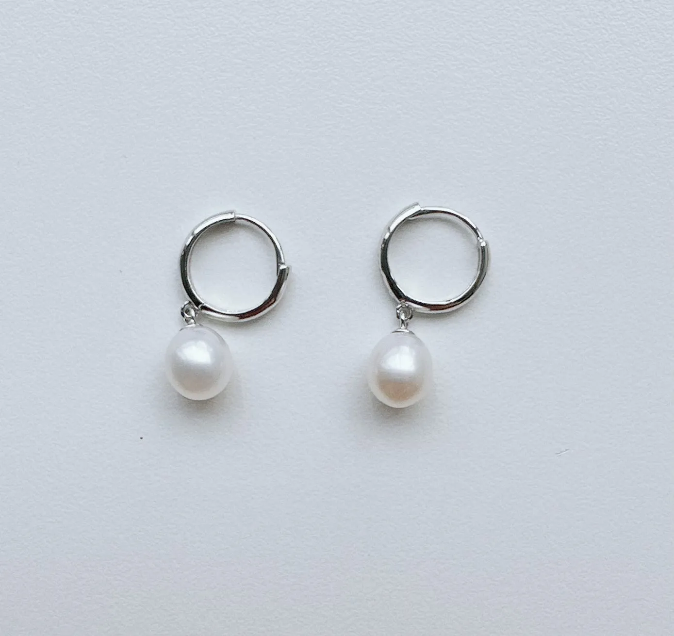 8-9mm Hoop Earrings