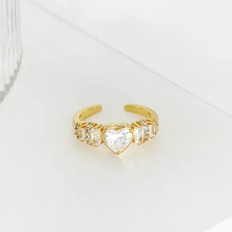 Diamante Heart Ring