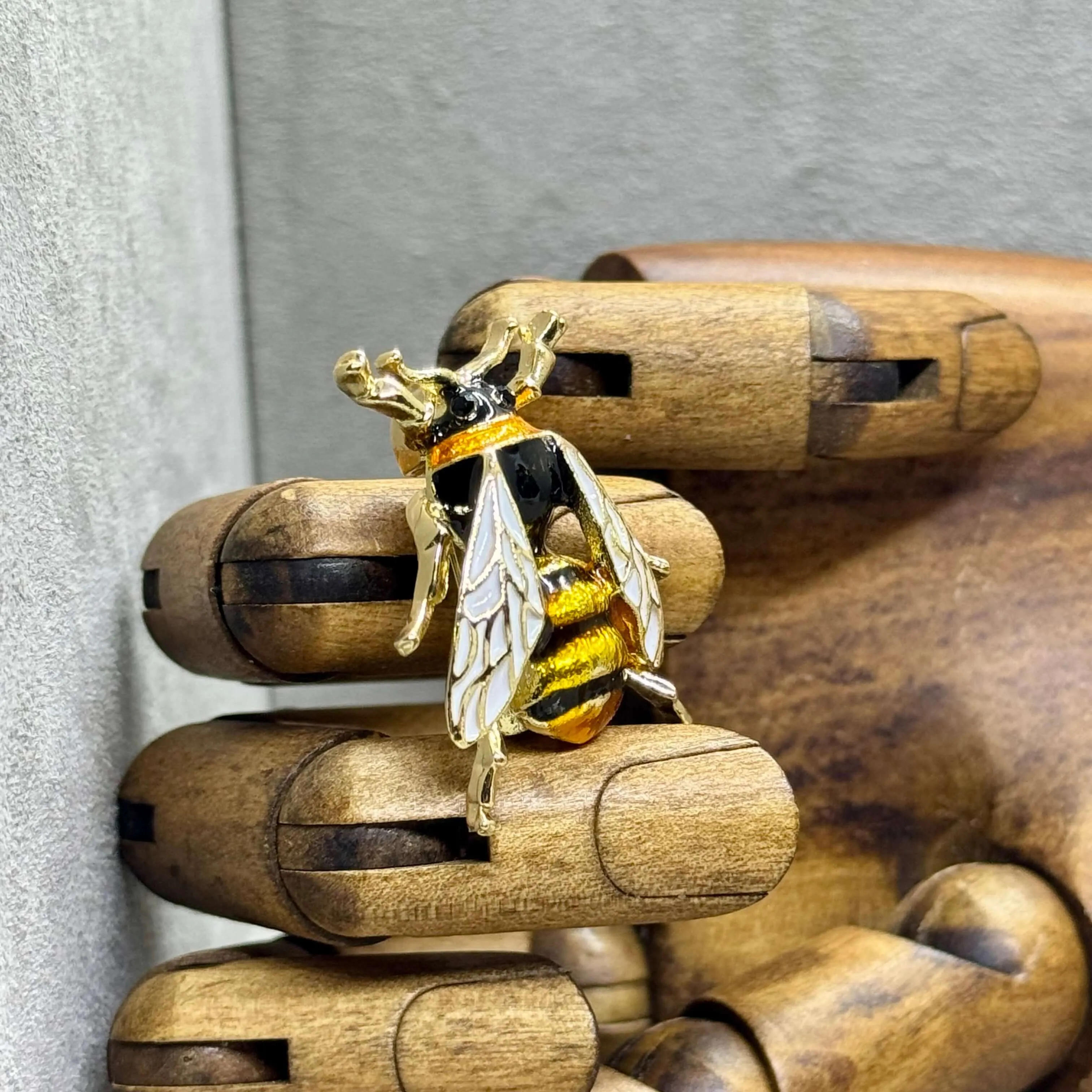 Enamel Honey Bee brooch