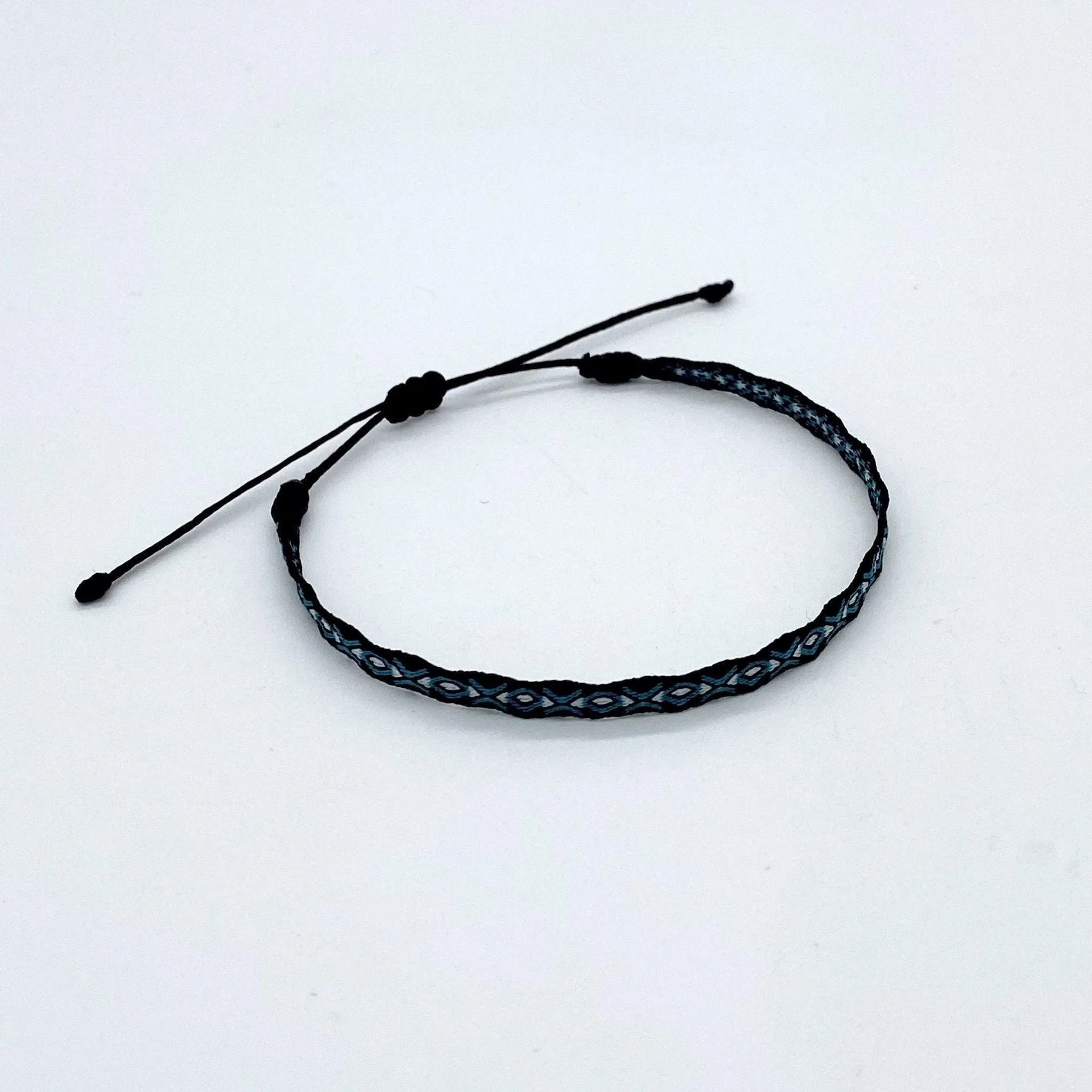 Handmade Purnama Bracelet (Black/Turquoise)