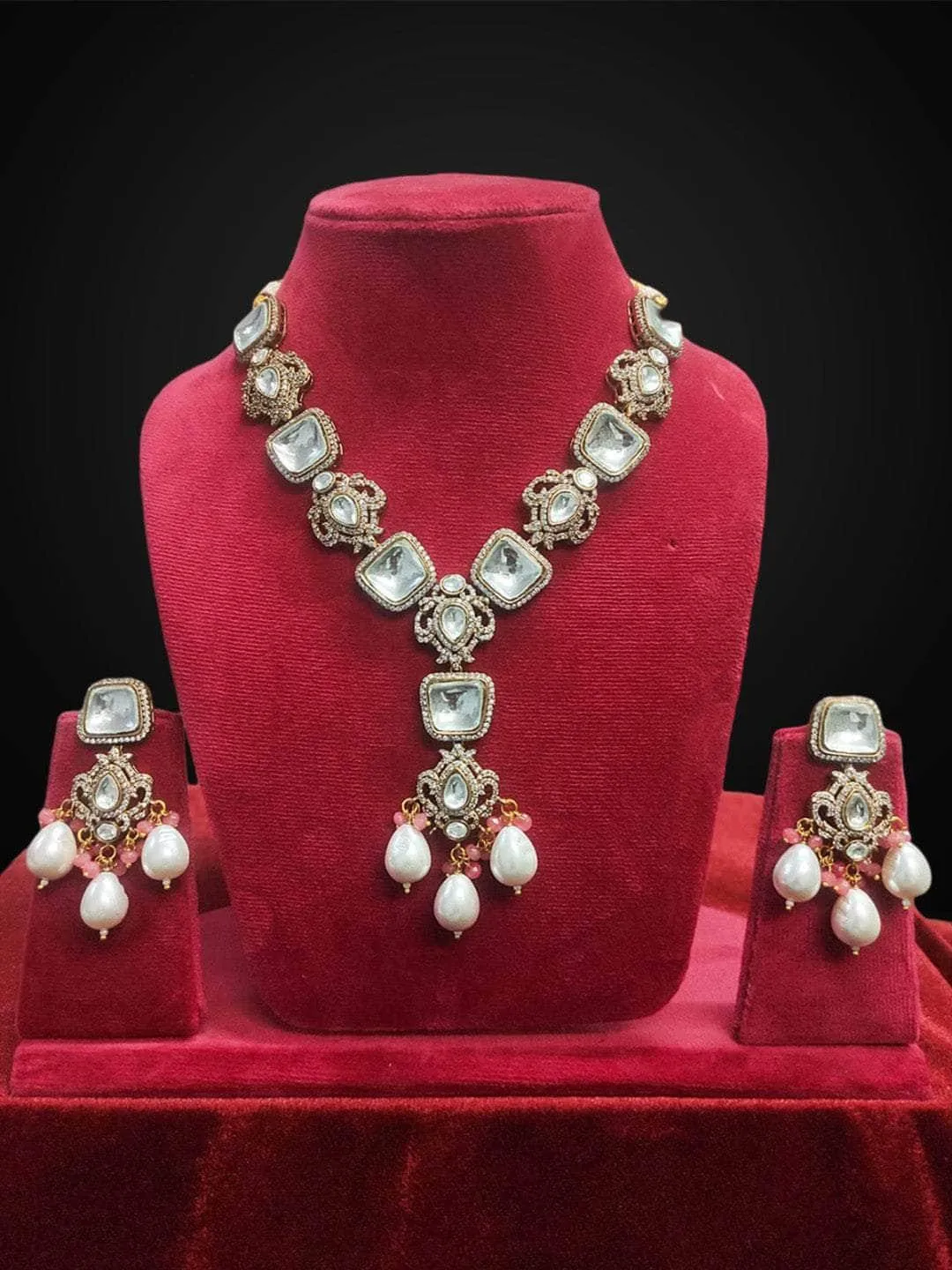 V Shaped Victorian Kundan Necklace Set